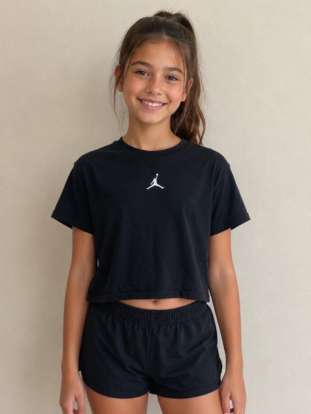 Jordan Youth Girls Black Cropped Jumpman Logo Tee T-Shirt Athletic Size L